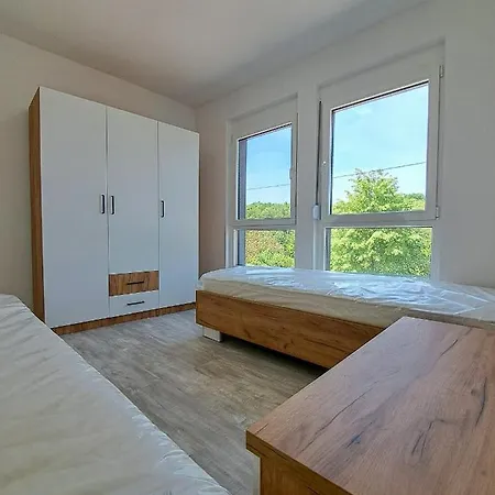 Vienna Villa Buzim
